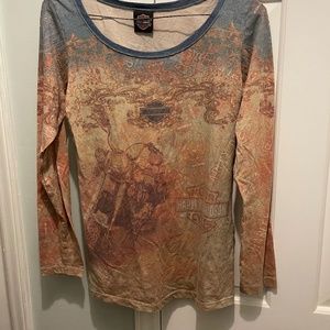 Woman’s Harley Davidson shirt.  Size Large.
